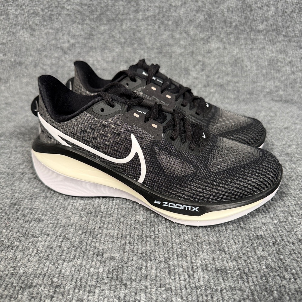 Nike Womens Size 5 Vomero 17 Low Top Shoes Sneakers Black‎ White Running FB8502